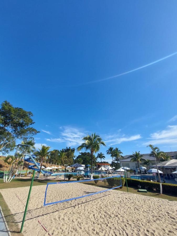Colonial Plaza Hotel 平达莫尼扬加巴 外观 照片