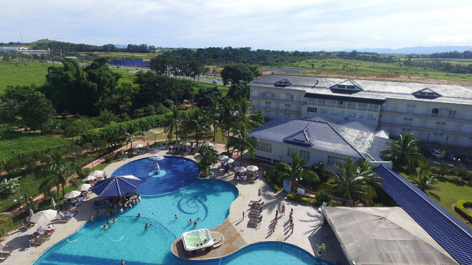 Colonial Plaza Hotel 平达莫尼扬加巴 外观 照片